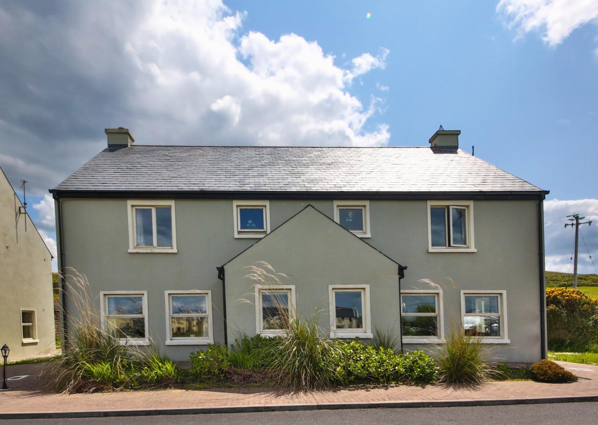 Doolin Village Lodges Экстерьер фото