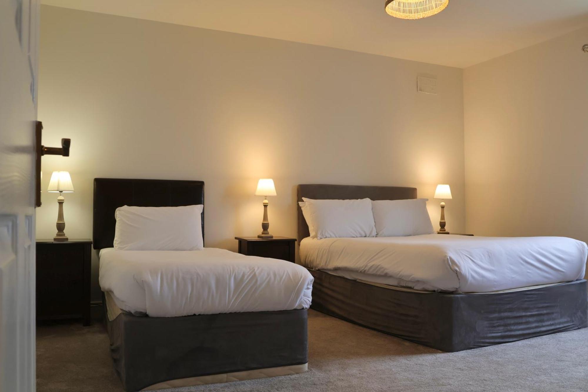 Doolin Village Lodges Экстерьер фото