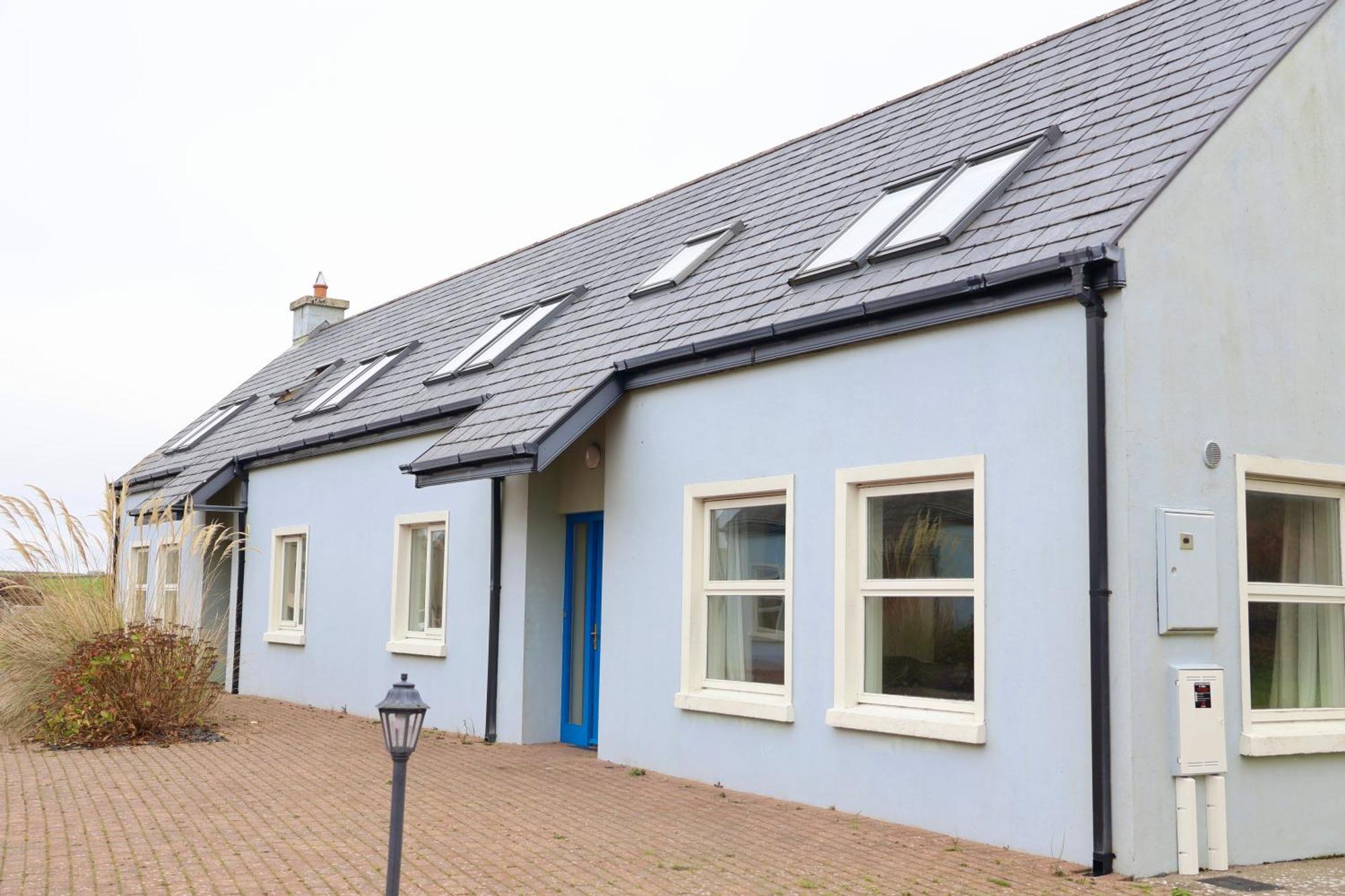 Doolin Village Lodges Экстерьер фото