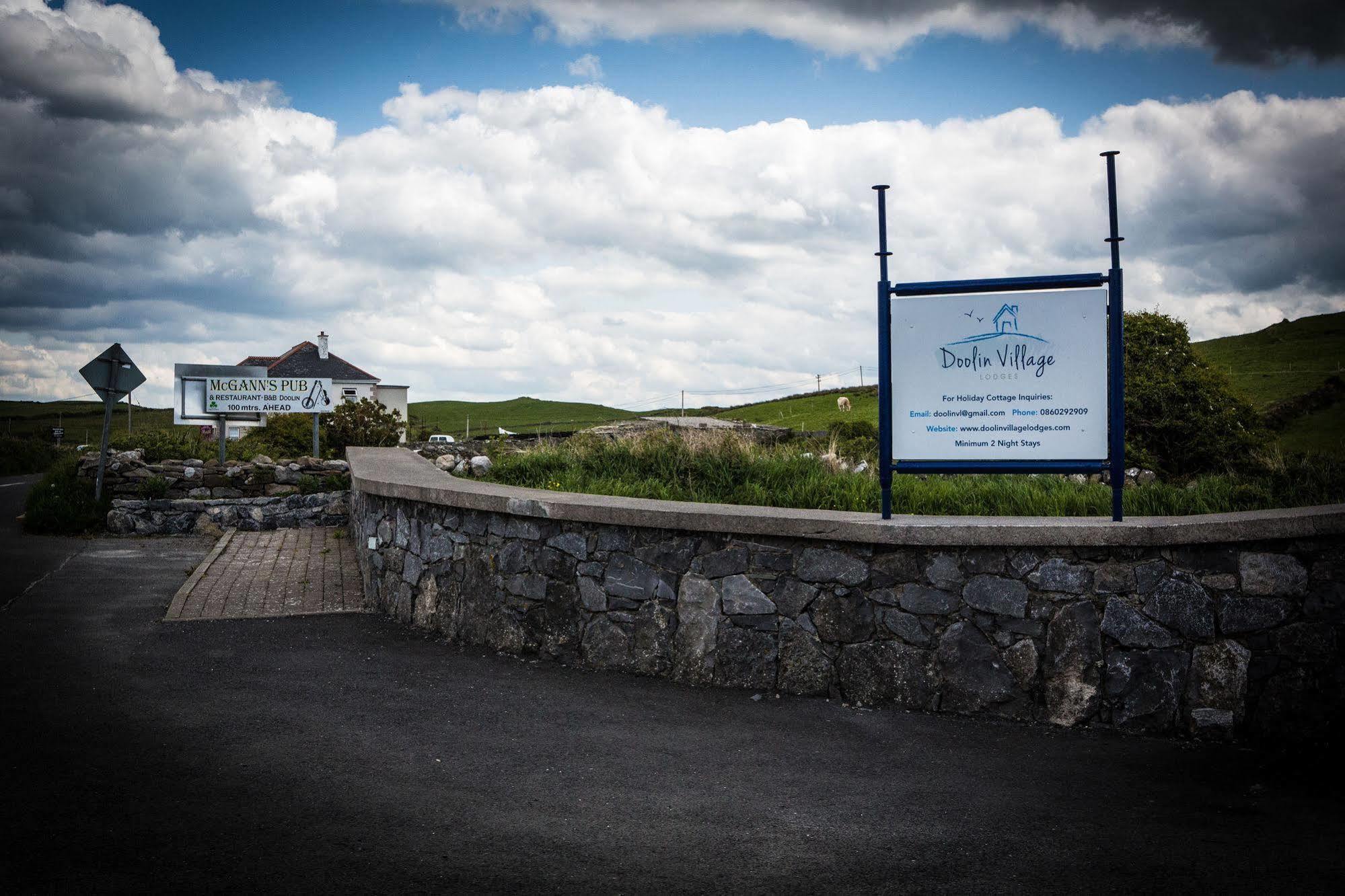 Doolin Village Lodges Экстерьер фото
